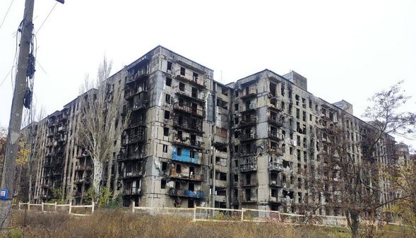 Рашисти погрожують відбирати житло на Луганщині через борги за комуналку Рашисти погрожують відбирати житло на Луганщині через борги за комуналку